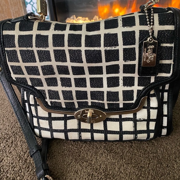 😍AUTHENTIC LINEN & LEATHER COACH BAG‼️ - Picture 2 of 16